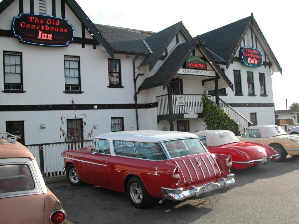 פאוול ריבר The Old Courthouse Inn מראה חיצוני תמונה