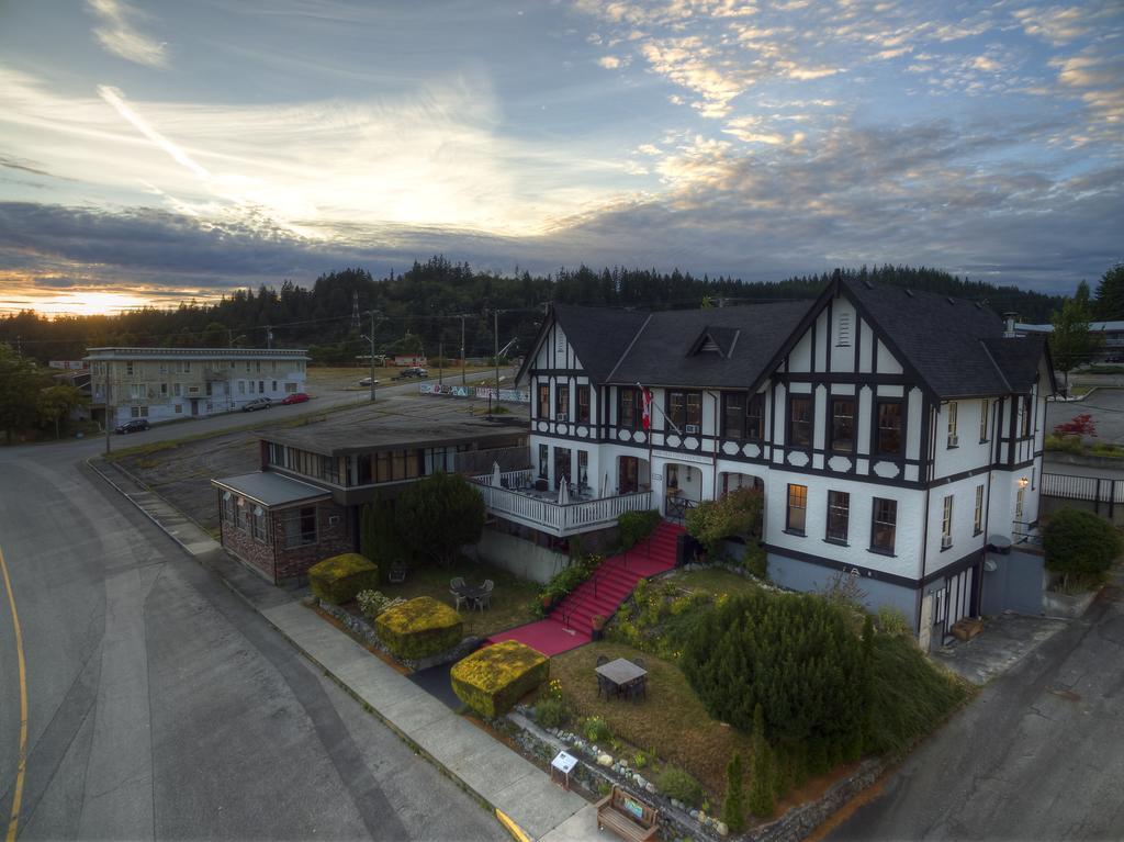 פאוול ריבר The Old Courthouse Inn מראה חיצוני תמונה