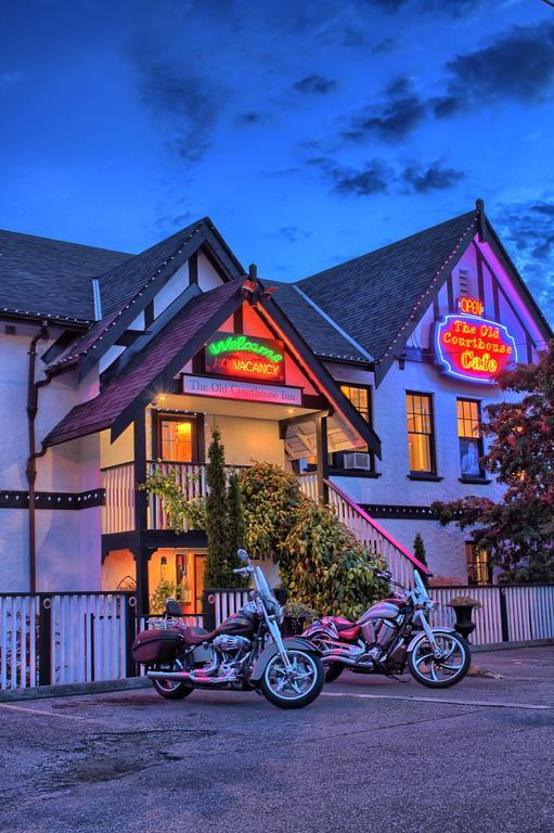 פאוול ריבר The Old Courthouse Inn מראה חיצוני תמונה