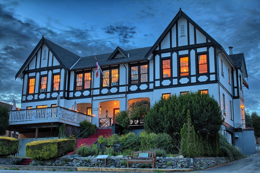 פאוול ריבר The Old Courthouse Inn מראה חיצוני תמונה