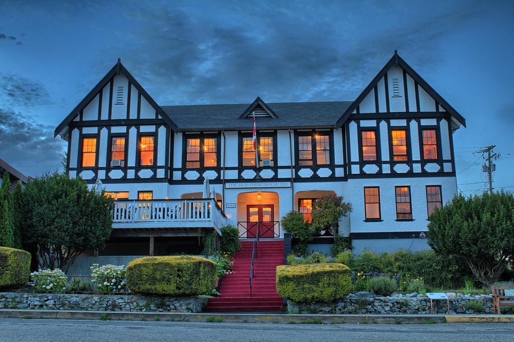 פאוול ריבר The Old Courthouse Inn מראה חיצוני תמונה